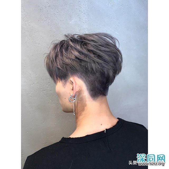 最受年轻男士欢迎的发型,烫个帅气更有型 最受年轻男士欢迎的发型,烫个帅气更有型