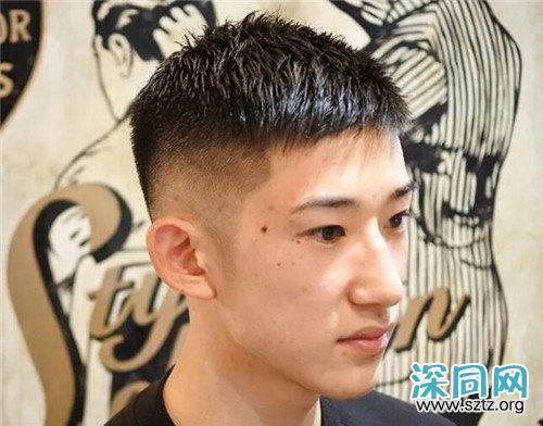 帅哥都在剪的发型 两面三面剃一半帅到炸 帅哥都在剪的发型 两面三面剃一半帅到炸