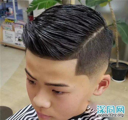 帅哥都在剪的发型 两面三面剃一半帅到炸 帅哥都在剪的发型 两面三面剃一半帅到炸