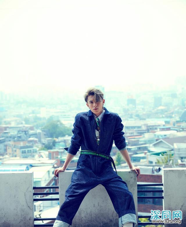 他是最新版“道明寺”,身穿不规则风衣搭西装裤出镜,混搭时尚 他是最新版“道明寺”,身穿不规则风衣搭西装裤出镜,混搭时尚