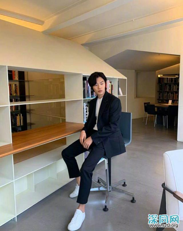 "丑帅男神"柳俊烈的时尚逆袭,教你变成韩系帅哥 "丑帅男神"柳俊烈的时尚逆袭,教你变成韩系帅哥