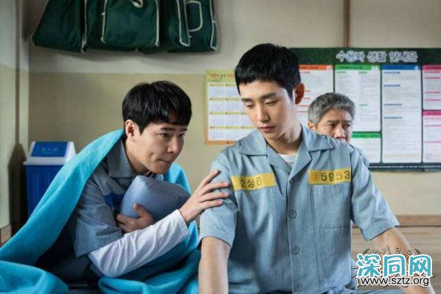 《当你沉睡时》,李钟硕的男主和丁海寅的警察小哥哥,更爱哪个 《当你沉睡时》,李钟硕的男主和丁海寅的警察小哥哥,更爱哪个