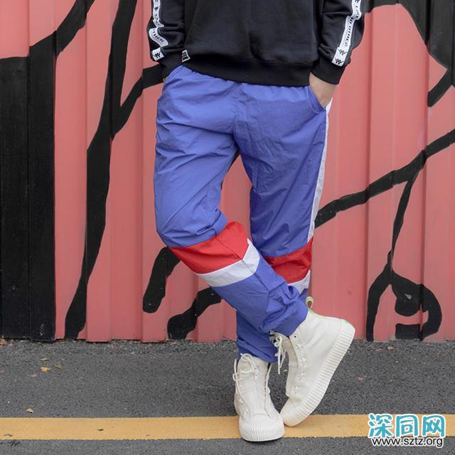 新式校服你穿过吗?趣味卫裤让你刮目相看 新式校服你穿过吗?趣味卫裤让你刮目相看