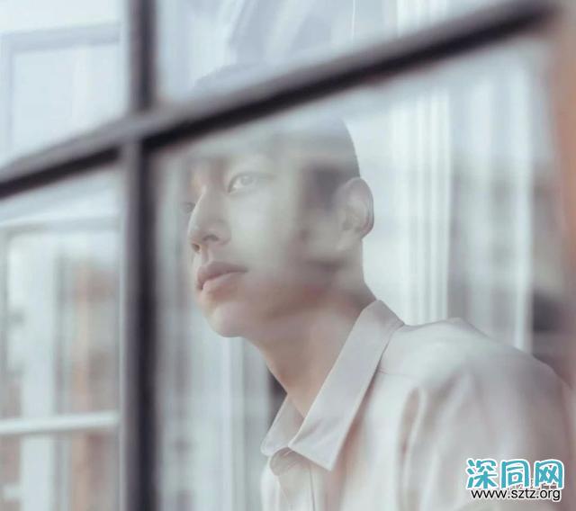 一个十分可口的甜菜鲜肉,90后正装小奶狗 一个十分可口的甜菜鲜肉,90后正装小奶狗