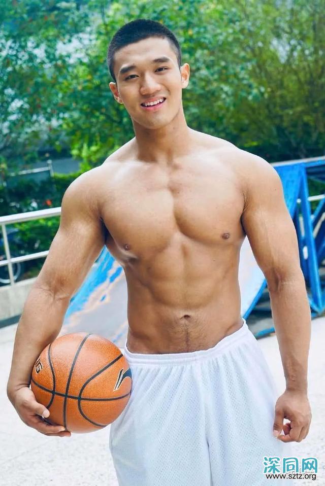 现在的肌肉小狼狗大肌肉,真是一个比一个大 现在的肌肉小狼狗大肌肉,真是一个比一个大