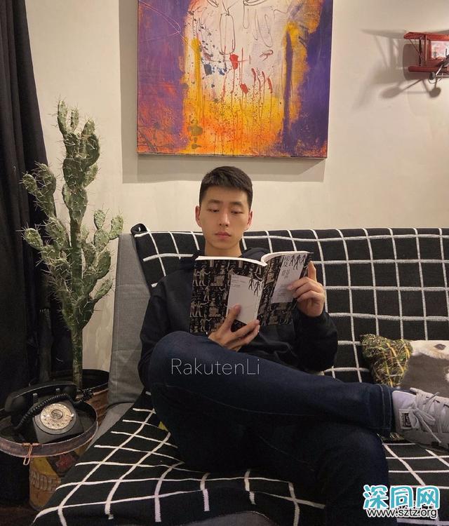 一个十分可口的甜菜鲜肉,90后正装小奶狗 一个十分可口的甜菜鲜肉,90后正装小奶狗