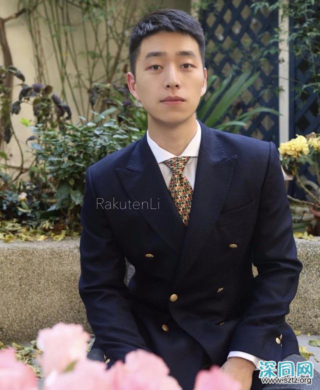 一个十分可口的甜菜鲜肉,90后正装小奶狗 一个十分可口的甜菜鲜肉,90后正装小奶狗