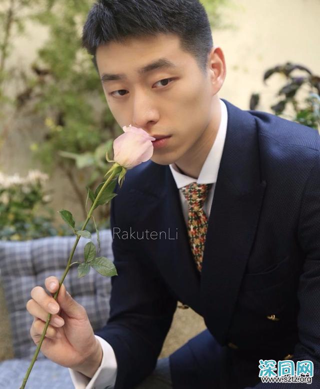 一个十分可口的甜菜鲜肉,90后正装小奶狗 一个十分可口的甜菜鲜肉,90后正装小奶狗