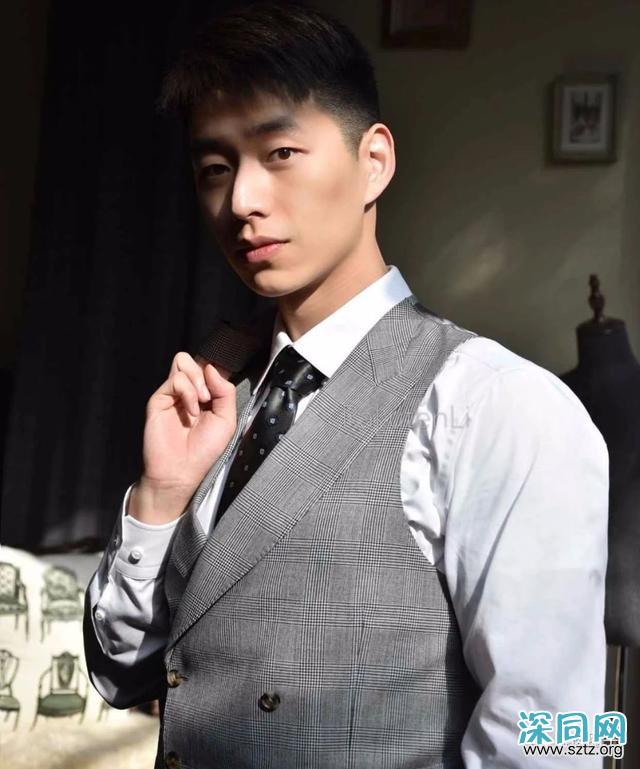 一个十分可口的甜菜鲜肉,90后正装小奶狗 一个十分可口的甜菜鲜肉,90后正装小奶狗