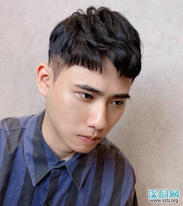 男生别急着剪“寸头”,理发师建议剪这3款新发型,帅气倍增 男生别急着剪“寸头”,理发师建议剪这3款新发型,帅气倍增