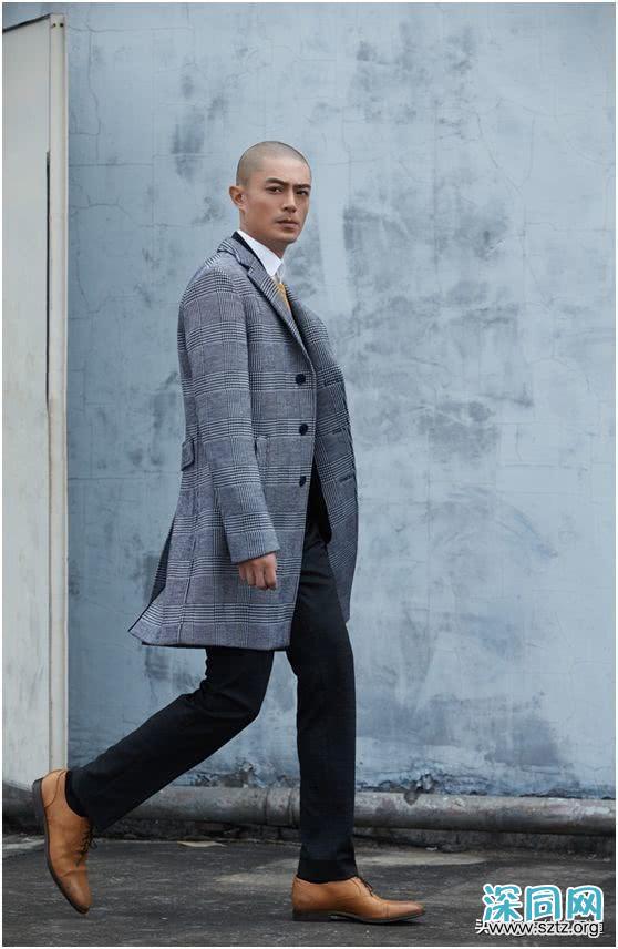 霍建华MAN到失控,剃光头荷尔蒙爆棚,一般人模仿不来 霍建华MAN到失控,剃光头荷尔蒙爆棚,一般人模仿不来