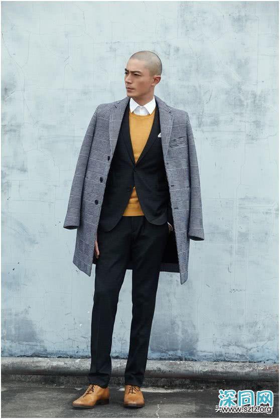 霍建华MAN到失控,剃光头荷尔蒙爆棚,一般人模仿不来 霍建华MAN到失控,剃光头荷尔蒙爆棚,一般人模仿不来