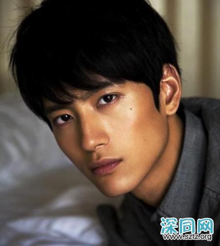 他演过《择天记》里的秋山君,有颜有身材的张峻宁为何一直不火? 他演过《择天记》里的秋山君,有颜有身材的张峻宁为何一直不火?