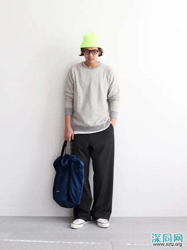 穿西裤一直搭配皮鞋?换运动鞋试试,造型时髦出众 穿西裤一直搭配皮鞋?换运动鞋试试,造型时髦出众