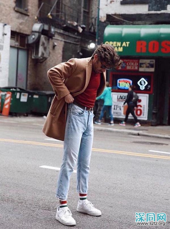 男士穿牛仔裤总觉得单调?换上九分裤的款式,造型时髦感大增 男士穿牛仔裤总觉得单调?换上九分裤的款式,造型时髦感大增