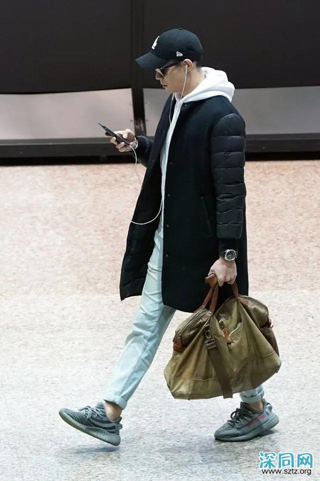 徐开骋轻松出行,短裤搭配外套,187cm的身高也穿成五五身 徐开骋轻松出行,短裤搭配外套,187cm的身高也穿成五五身