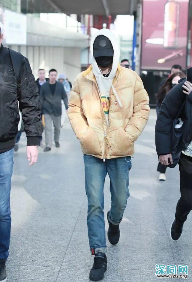 朱正廷时髦造型,搭配风格很独特,轻松穿出潮流范 朱正廷时髦造型,搭配风格很独特,轻松穿出潮流范