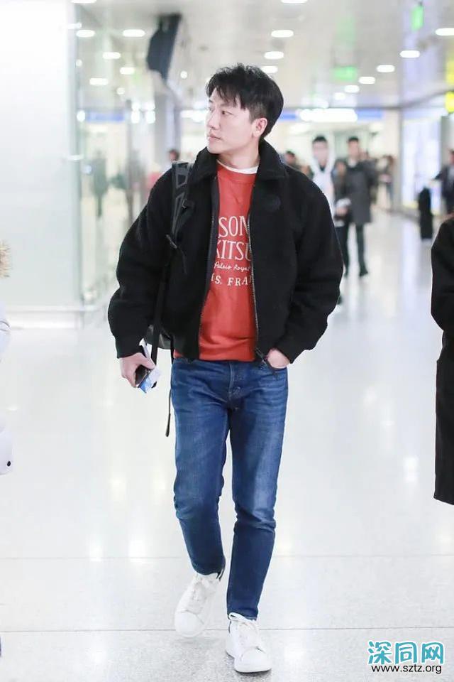 黄轩变换风格,造型低调帅气,这两组搭配轻松穿出时髦范 黄轩变换风格,造型低调帅气,这两组搭配轻松穿出时髦范