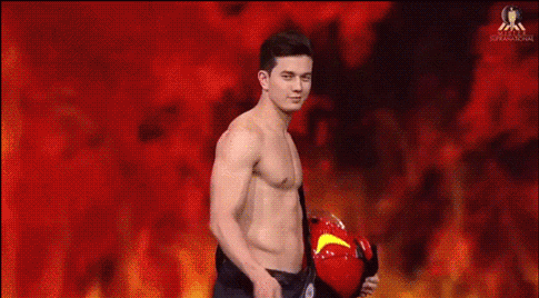 巴西肌肉小哥走红网络,完美身材让网友大呼:酸了! 巴西肌肉小哥走红网络,完美身材让网友大呼:酸了!