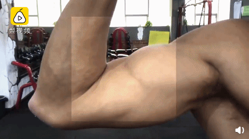 70岁老爷子练出健硕身材,在他面前,年龄真的只是数字 70岁老爷子练出健硕身材,在他面前,年龄真的只是数字