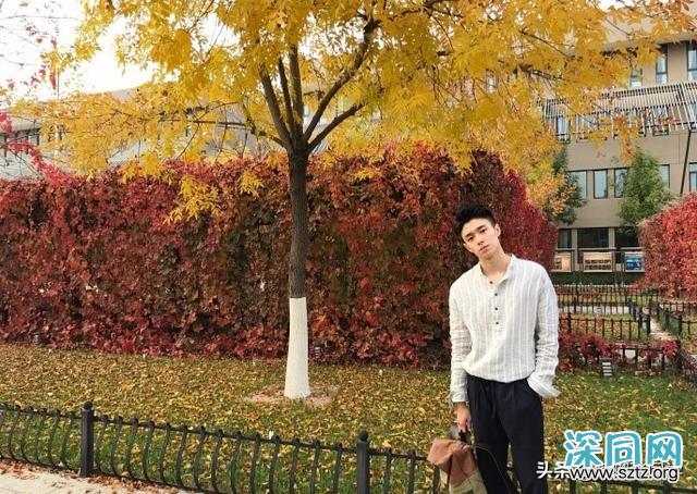 中央戏曲学院大二男生,青春年少的小哥哥,干净帅气! 中央戏曲学院大二男生,青春年少的小哥哥,干净帅气!