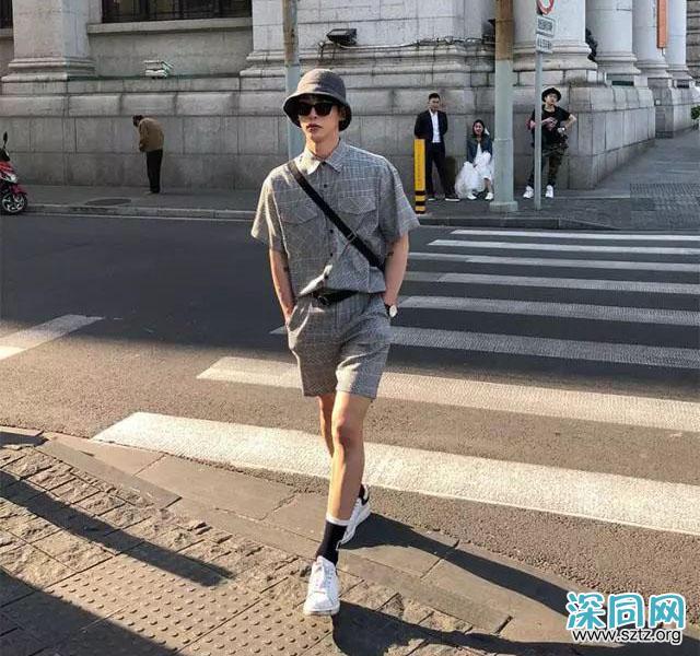 穿什么裤子显腿长!让你立马变身长腿欧巴 穿什么裤子显腿长!让你立马变身长腿欧巴