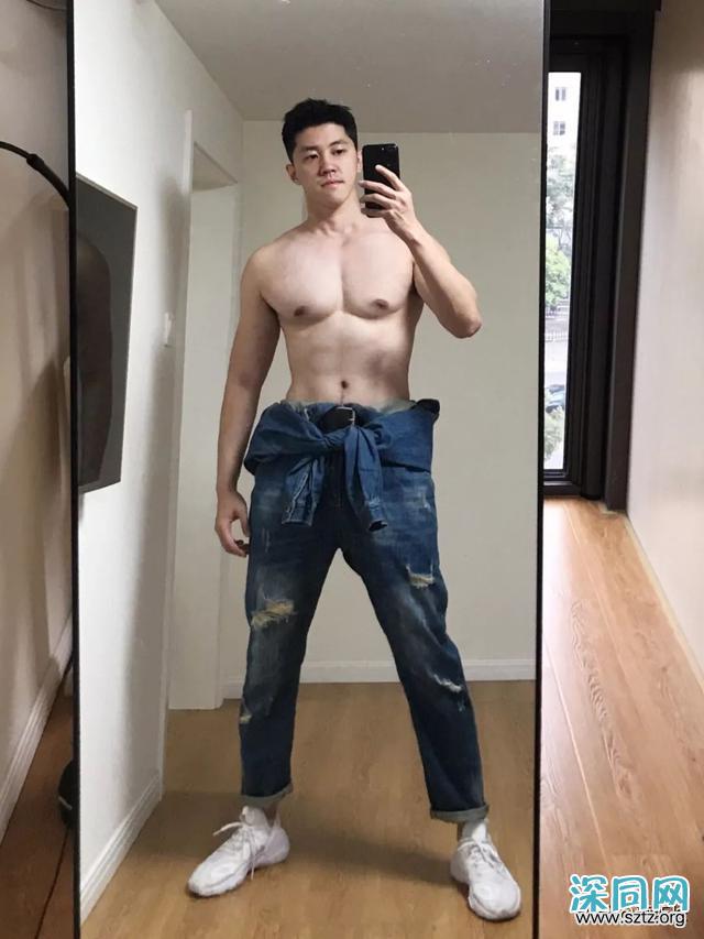 高又高又壮的肌肉帅哥,多张自拍迷人眼! 高又高又壮的肌肉帅哥,多张自拍迷人眼!