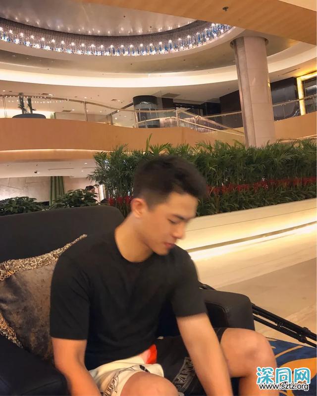 运动型肌肉帅哥,你也该行动起来了! 运动型肌肉帅哥,你也该行动起来了!