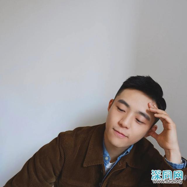 正装男人就是如此吸引人,来签收你的正装男友! 正装男人就是如此吸引人,来签收你的正装男友!