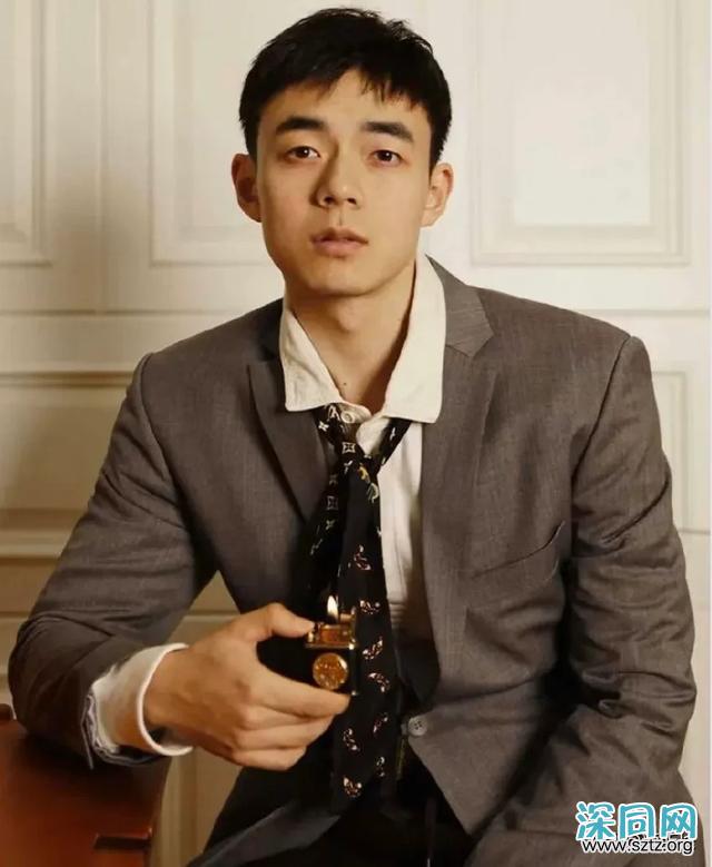 正装男人就是如此吸引人,来签收你的正装男友! 正装男人就是如此吸引人,来签收你的正装男友!