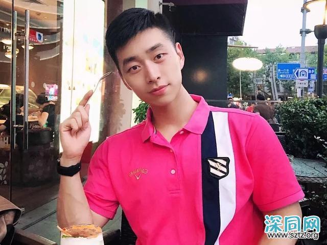 白净肌肉帅哥,清爽干净的长相,让人难忘 白净肌肉帅哥,清爽干净的长相,让人难忘