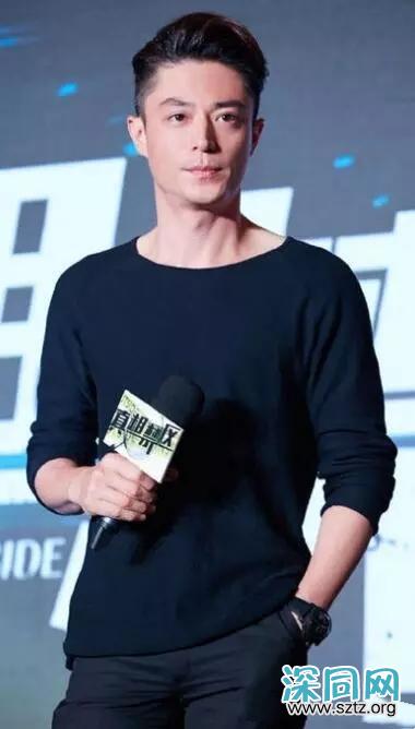 “老戏骨”霍建华穿搭一直在线,穿起骚粉衬衫,倒是别具一格 “老戏骨”霍建华穿搭一直在线,穿起骚粉衬衫,倒是别具一格