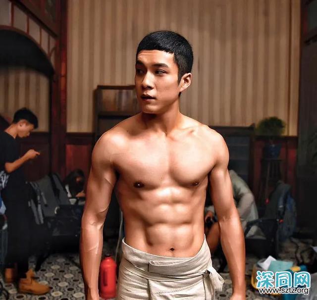 韩东君时尚大片,造型帅气十足,满满的硬汉风调! 韩东君时尚大片,造型帅气十足,满满的硬汉风调!