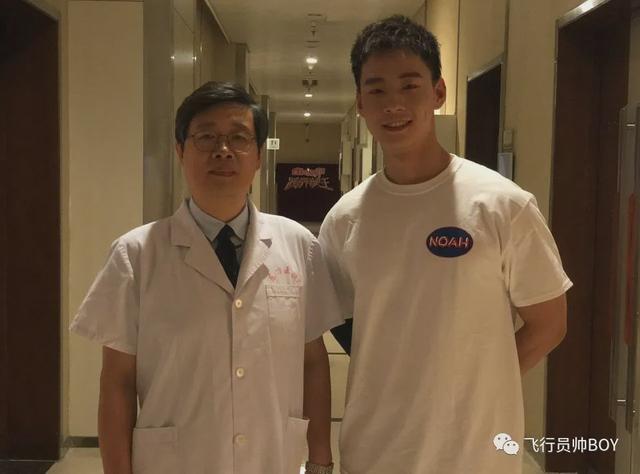 186CM北京航空总医院肌肉医生登上央视火了! 186CM北京航空总医院肌肉医生登上央视火了!