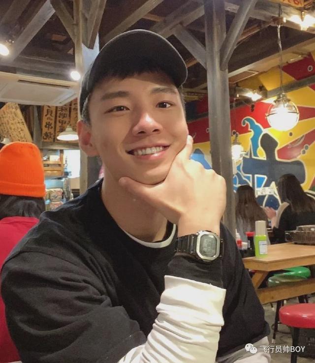 186CM北京航空总医院肌肉医生登上央视火了! 186CM北京航空总医院肌肉医生登上央视火了!