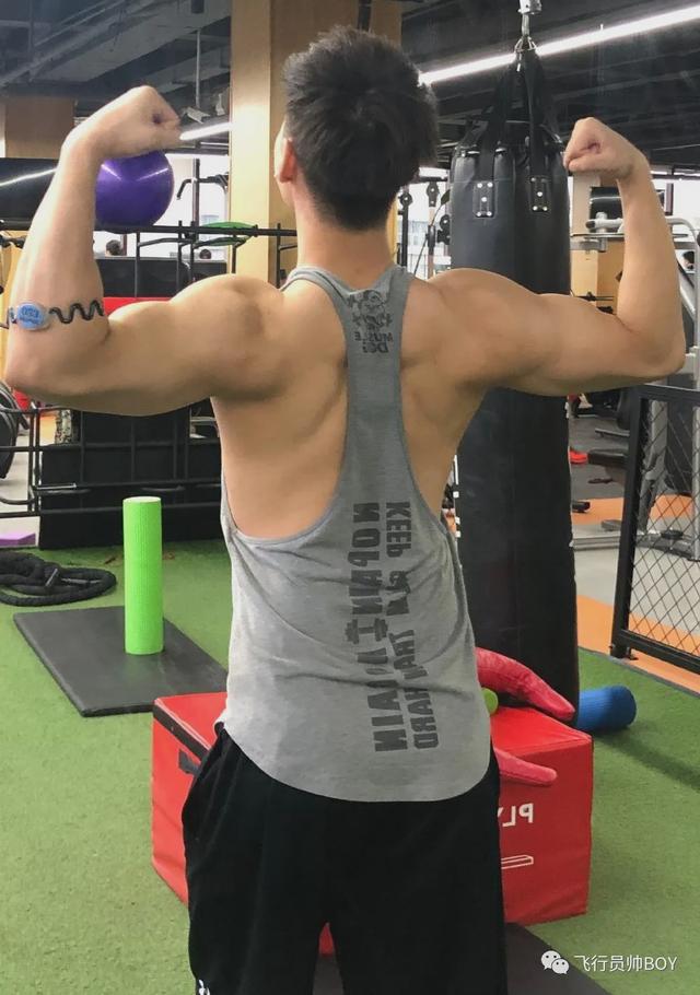 186CM北京航空总医院肌肉医生登上央视火了! 186CM北京航空总医院肌肉医生登上央视火了!