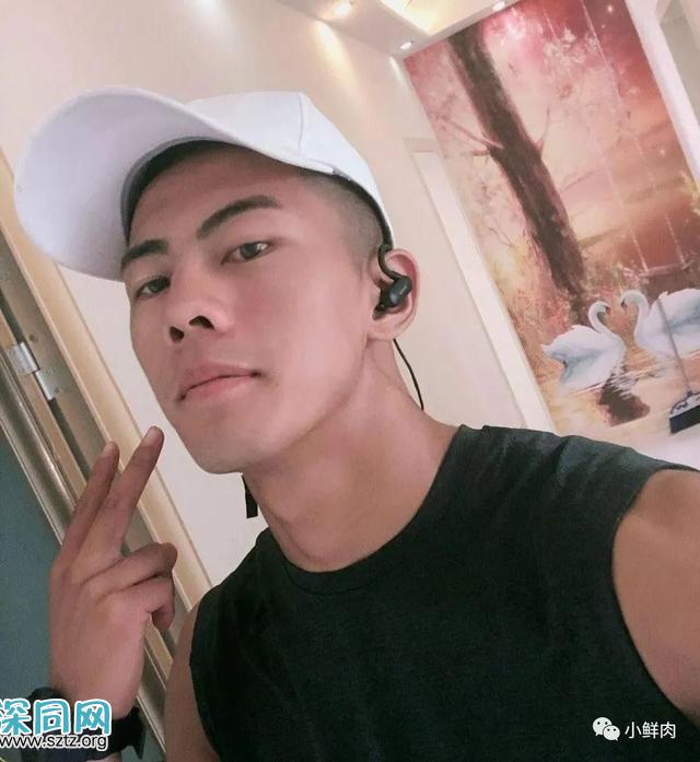 消防员寸头小哥训练累瘫了,引发网友舔屏 消防员寸头小哥训练累瘫了,引发网友舔屏