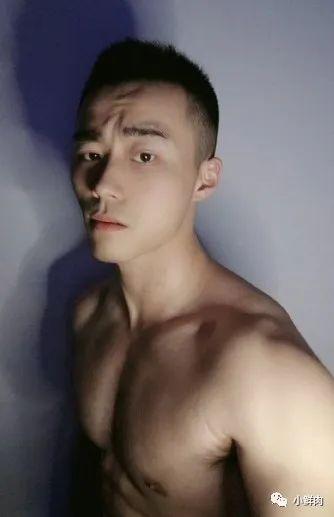 飞行员小哥上相亲节目火了,条顺颜高小姐姐不淡定了 飞行员小哥上相亲节目火了,条顺颜高小姐姐不淡定了