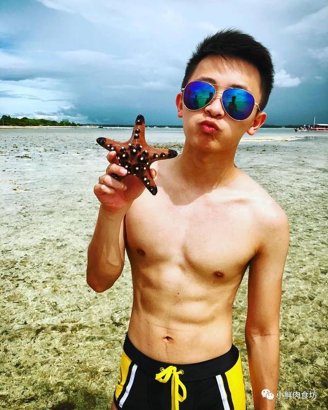 95后奶凶奶凶寸头小狼狗,因性感身材照走红 95后奶凶奶凶寸头小狼狗,因性感身材照走红