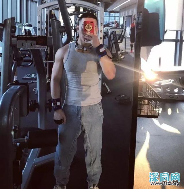 96年广州寸头小哥火了,为什么健身后越来越帅? 96年广州寸头小哥火了,为什么健身后越来越帅?