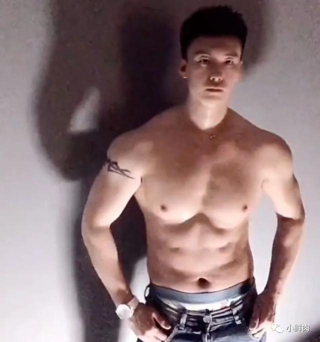 37岁逆龄大叔走红,女生看完都羡慕嫉妒恨了! 37岁逆龄大叔走红,女生看完都羡慕嫉妒恨了!