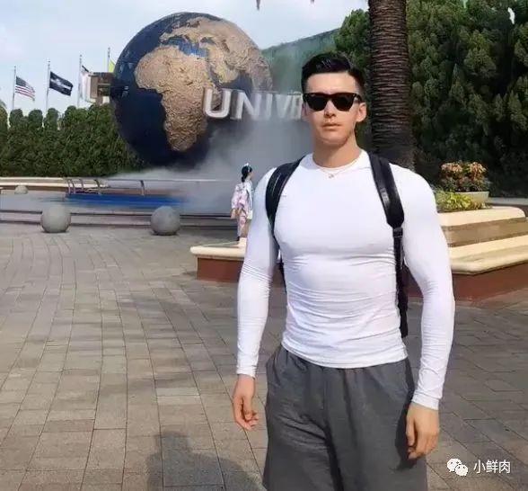 37岁逆龄大叔走红,女生看完都羡慕嫉妒恨了! 37岁逆龄大叔走红,女生看完都羡慕嫉妒恨了!