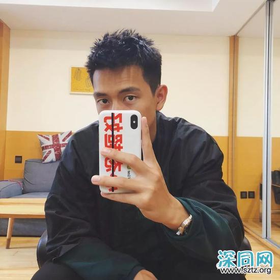 快给你的发型师看 夏季你需要这些清爽的发型 快给你的发型师看 夏季你需要这些清爽的发型