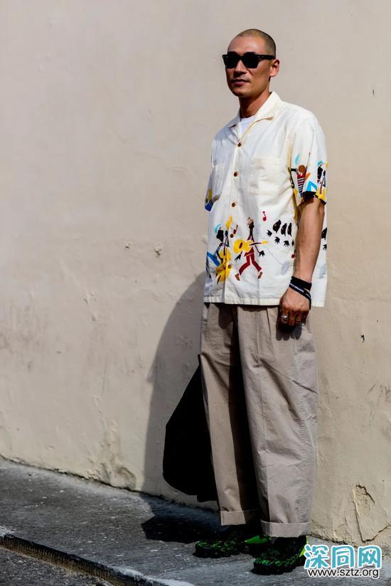 剪了光头理了寸头 还能打造自己的特色风格? 剪了光头理了寸头 还能打造自己的特色风格?