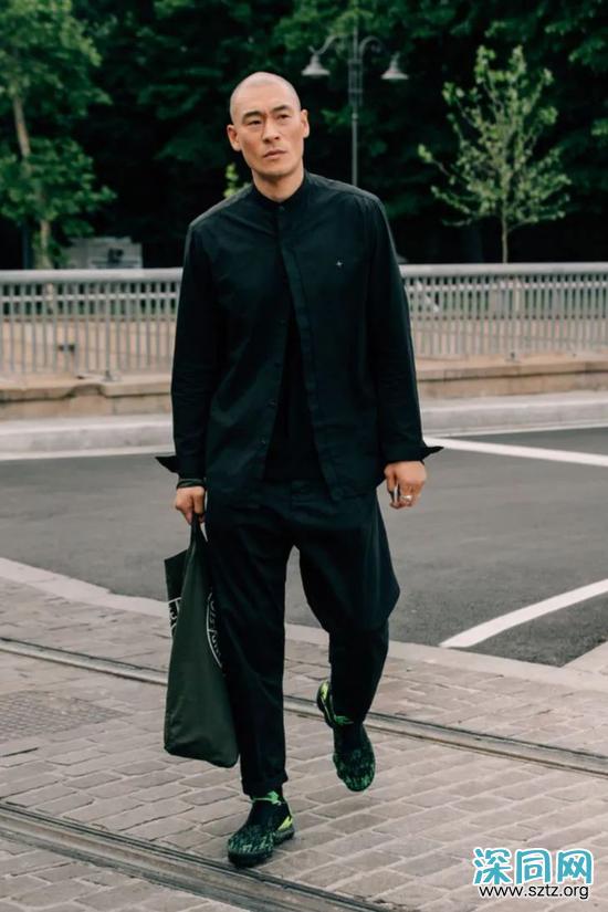 剪了光头理了寸头 还能打造自己的特色风格? 剪了光头理了寸头 还能打造自己的特色风格?