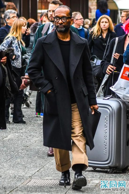 剪了光头理了寸头 还能打造自己的特色风格? 剪了光头理了寸头 还能打造自己的特色风格?