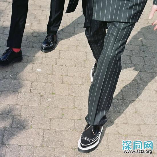 如何让一个男人在几分钟内 爱上尖头皮鞋? 如何让一个男人在几分钟内 爱上尖头皮鞋?