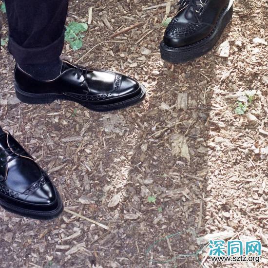 如何让一个男人在几分钟内 爱上尖头皮鞋? 如何让一个男人在几分钟内 爱上尖头皮鞋?