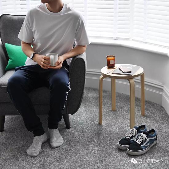 绝对百搭的白T恤要怎么买才不踩雷呢? 绝对百搭的白T恤要怎么买才不踩雷呢?