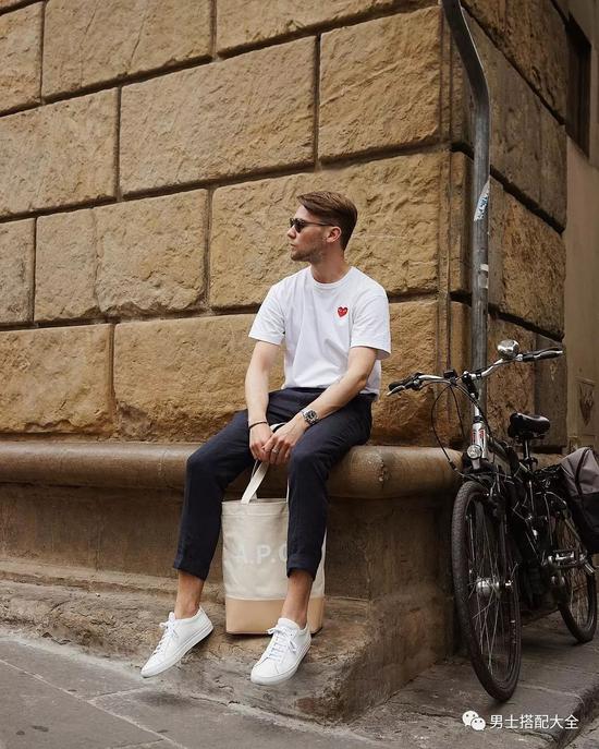 绝对百搭的白T恤要怎么买才不踩雷呢? 绝对百搭的白T恤要怎么买才不踩雷呢?